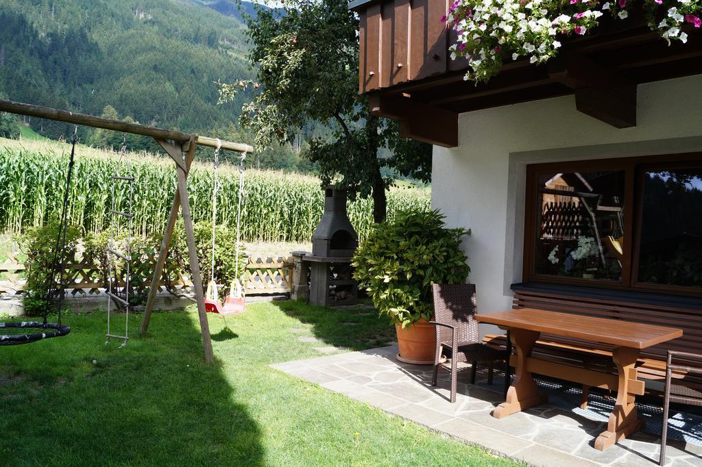 Appartement Gaestehaus Aloisia Hippach Exteriör bild