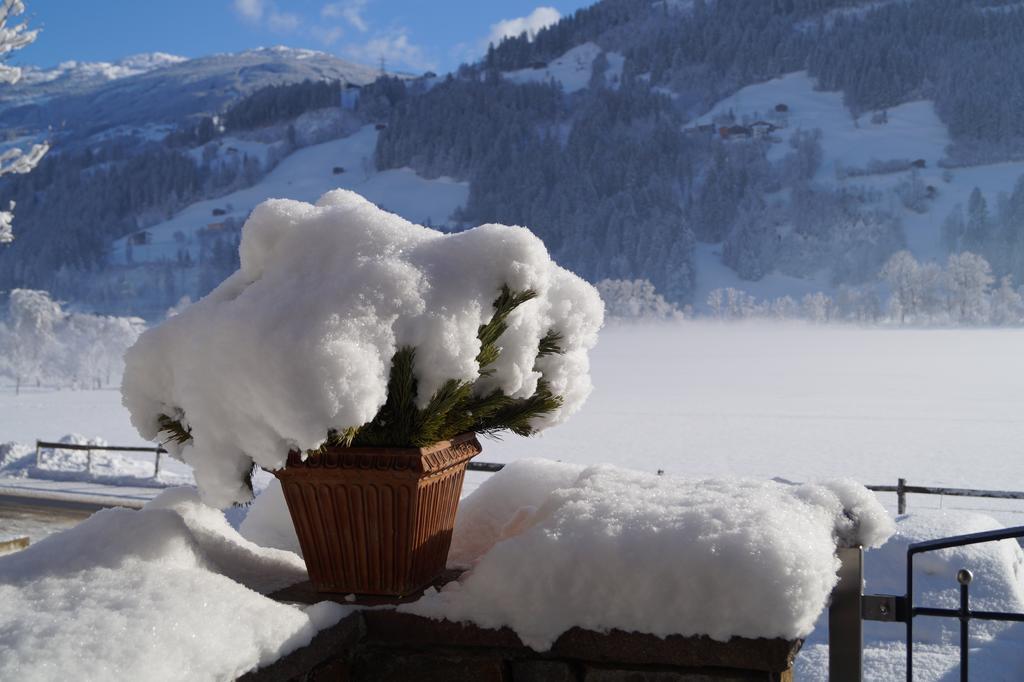 Appartement Gaestehaus Aloisia Hippach Exteriör bild