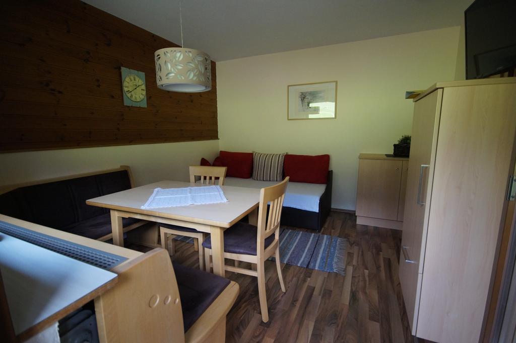 Appartement Gaestehaus Aloisia Hippach Exteriör bild